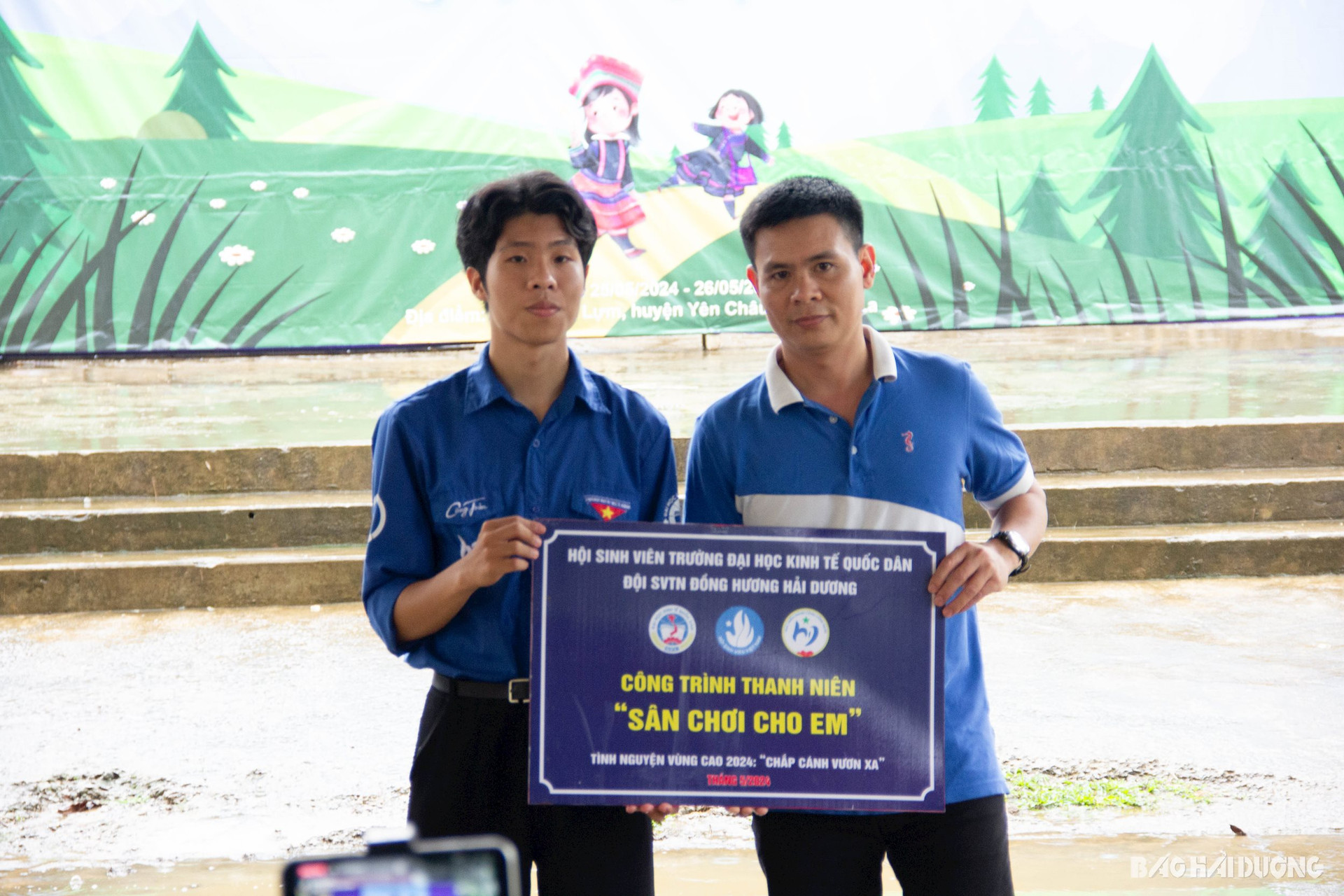 Sinh viên tình nguyện đồng hương Hải Dương tham gia tình nguyện tại tỉnh Sơn La